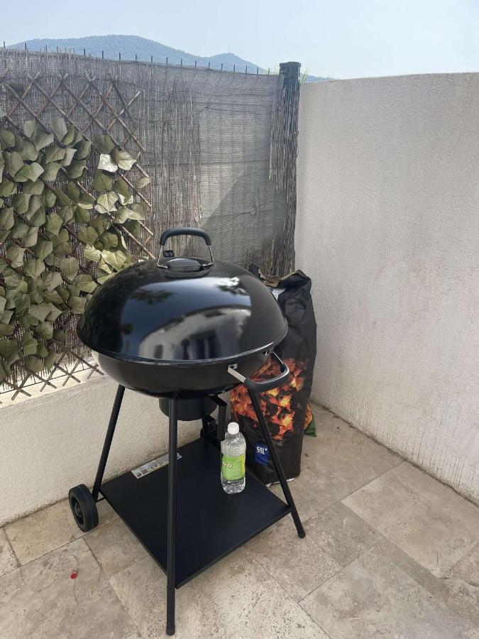 Appartement Neuf, 2 Chambres, Terrasse Plein Sud A سانت ماكسيم المظهر الخارجي الصورة