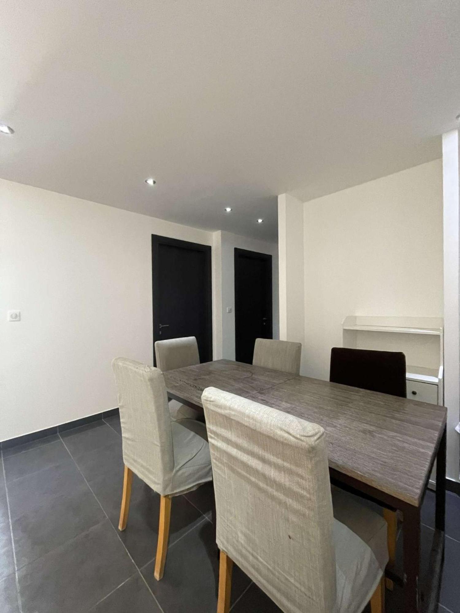 Appartement Neuf, 2 Chambres, Terrasse Plein Sud A سانت ماكسيم المظهر الخارجي الصورة
